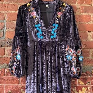12. Velvet embroidered V-neck dress